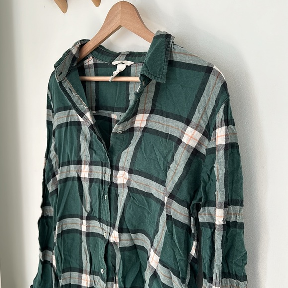 Plaid Button down - Picture 2 of 3